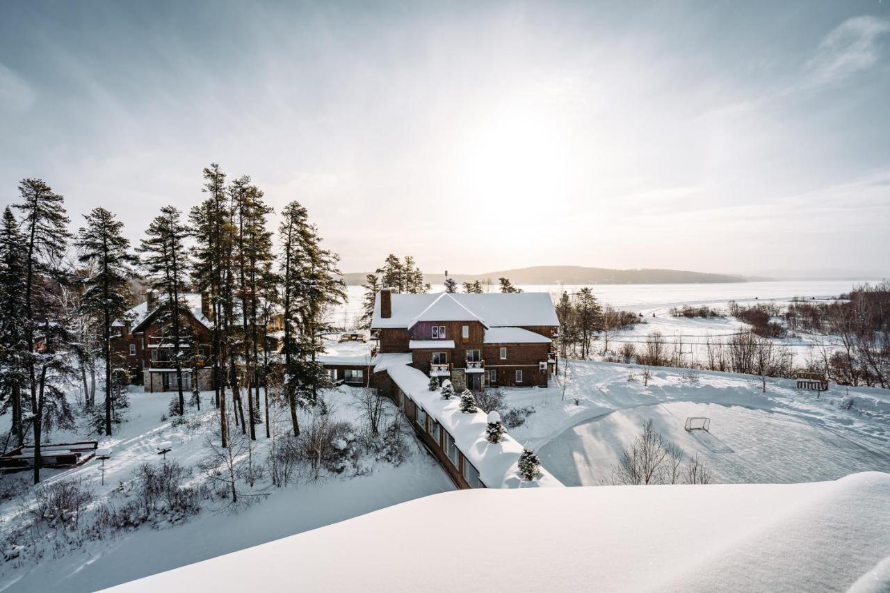 Auberge Du Lac Taureau แซ็งต์-มิเชล-เดส์-แซ็งส์ ภายนอก รูปภาพ