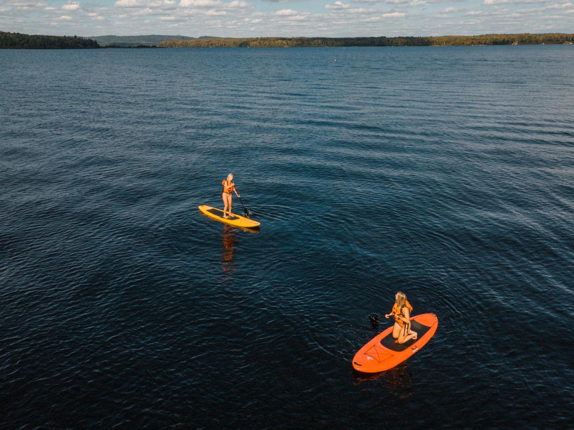 Auberge Du Lac Taureau แซ็งต์-มิเชล-เดส์-แซ็งส์ ภายนอก รูปภาพ