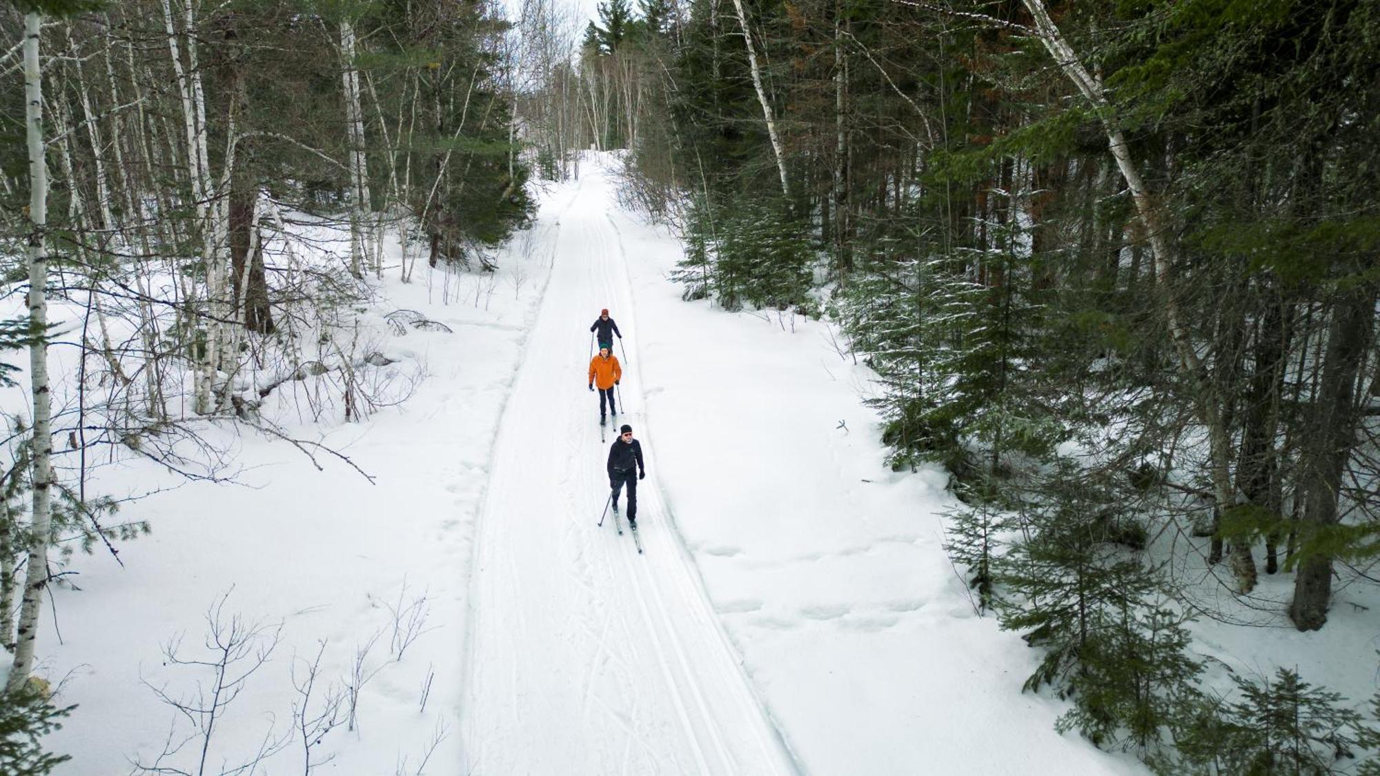 Auberge Du Lac Taureau แซ็งต์-มิเชล-เดส์-แซ็งส์ ภายนอก รูปภาพ