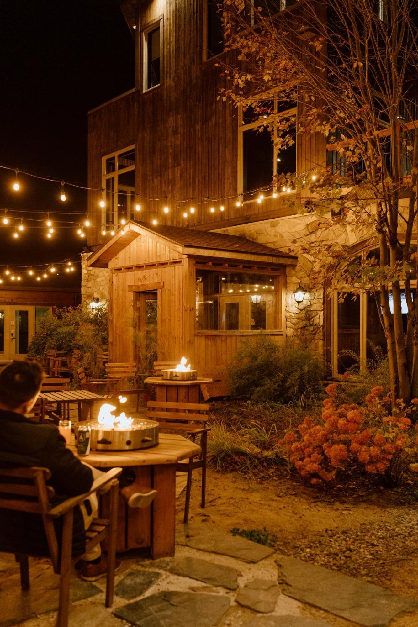 Auberge Du Lac Taureau แซ็งต์-มิเชล-เดส์-แซ็งส์ ภายนอก รูปภาพ