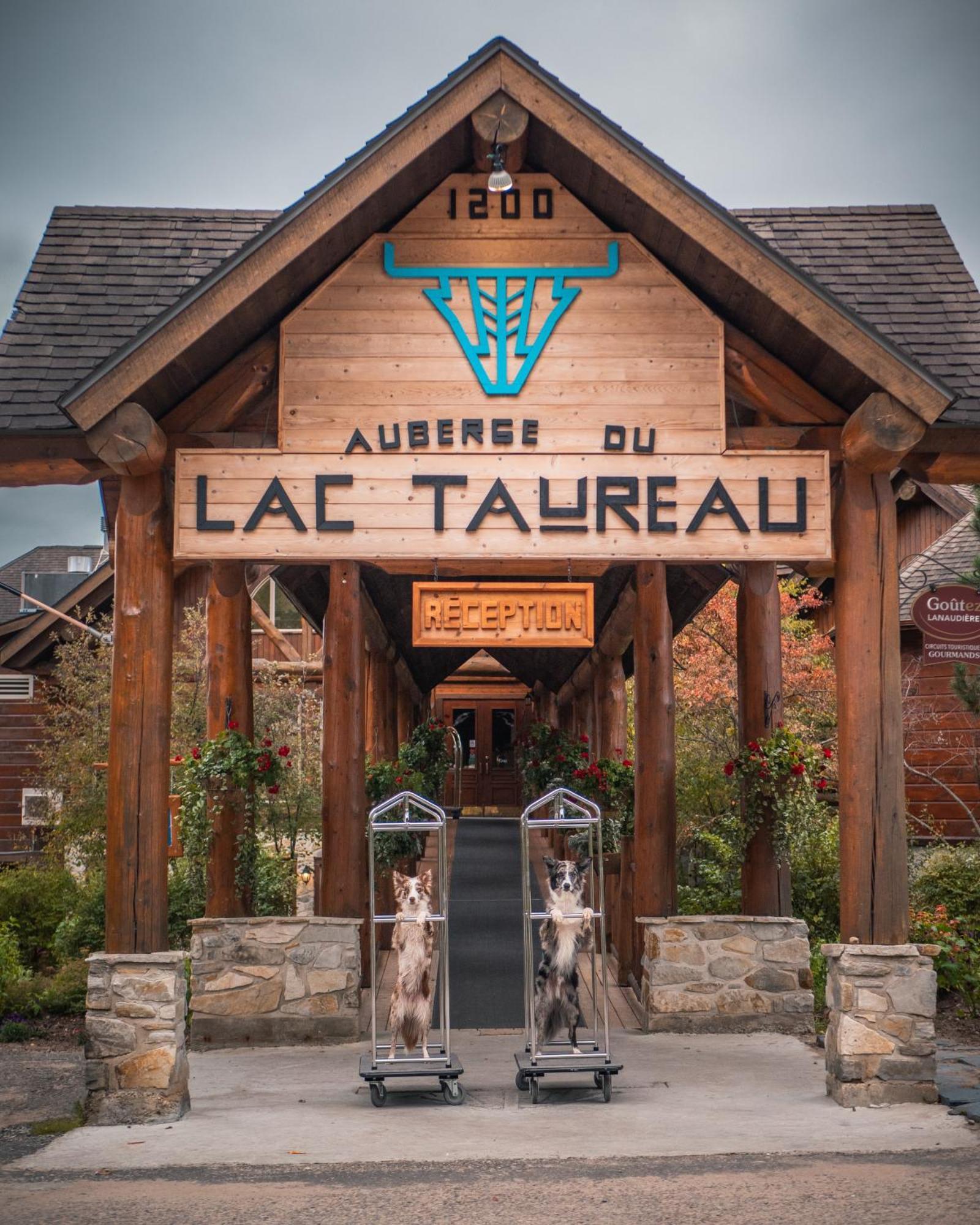 Auberge Du Lac Taureau แซ็งต์-มิเชล-เดส์-แซ็งส์ ภายนอก รูปภาพ